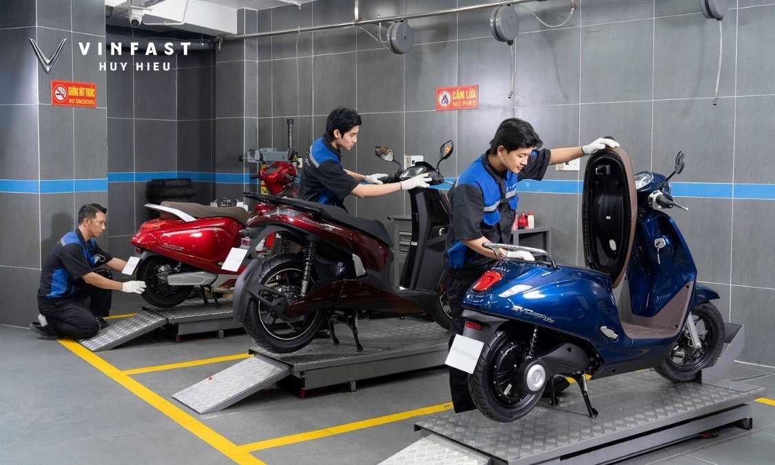 Bảo dưỡng định kỳ tại đại lý chính hãng