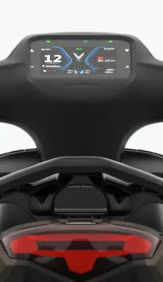 Màn hình TFT có kết nối Bluetooth với điện thoại để thông báo cuộc gọi.